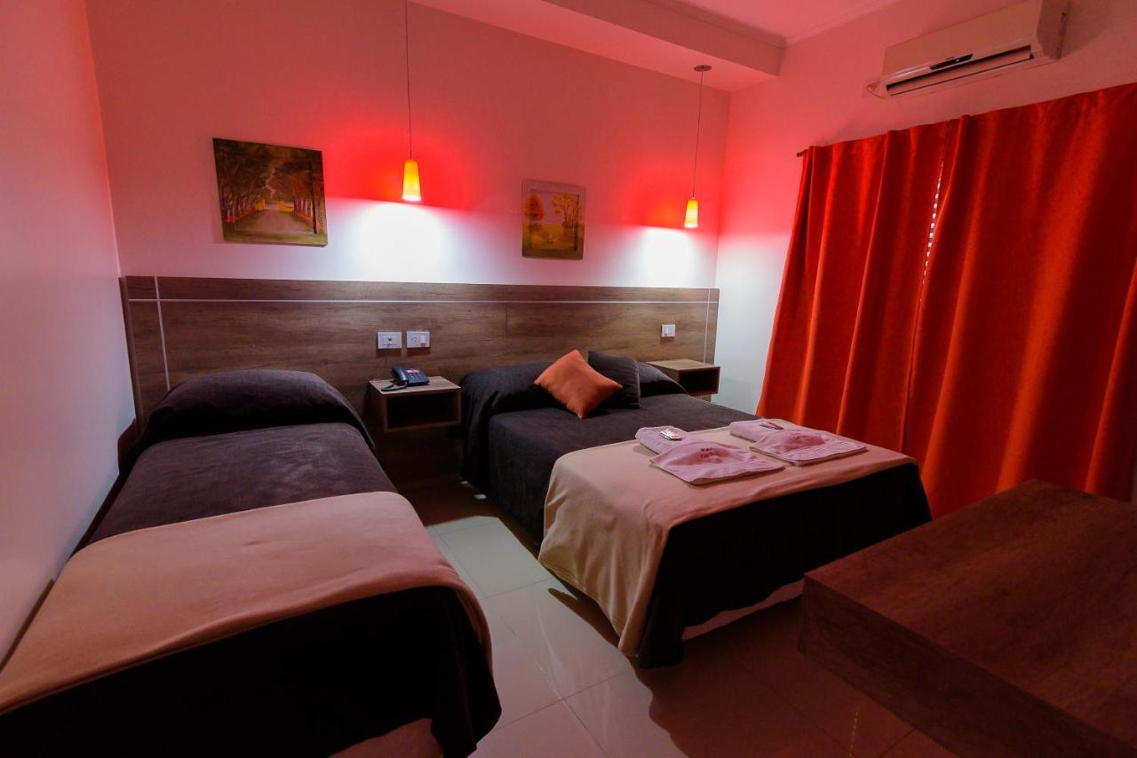 Hotel Coe Vera Парана Екстер'єр фото
