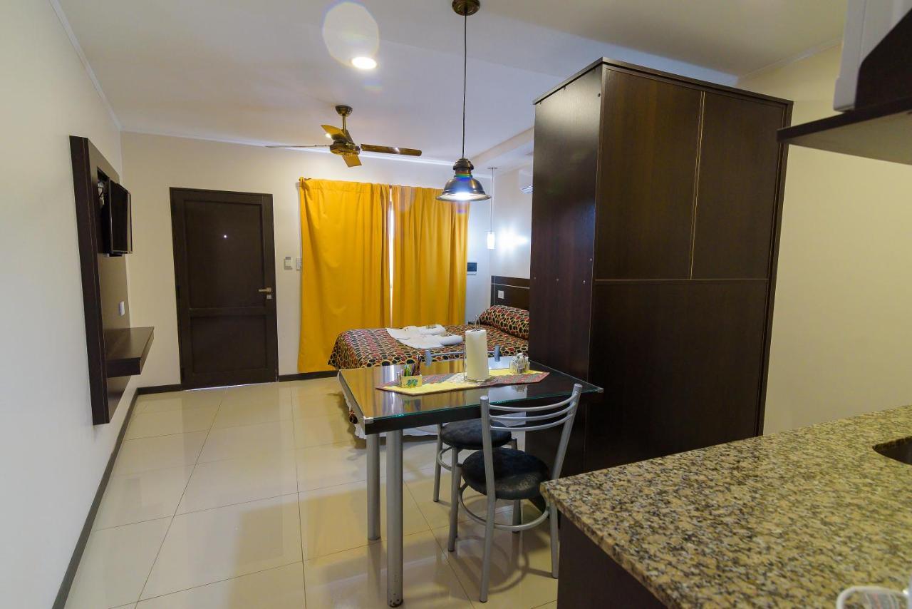 Hotel Coe Vera Парана Екстер'єр фото